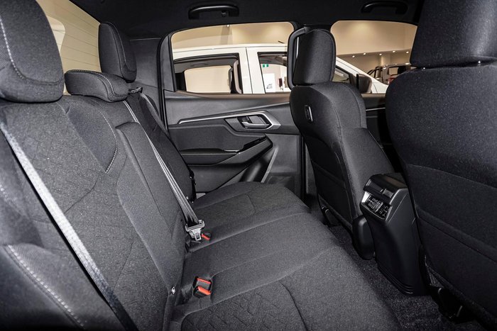 2025 Isuzu D-MAX LS-U