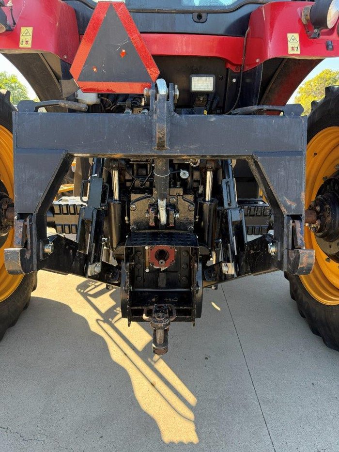 2018 Versatile 320