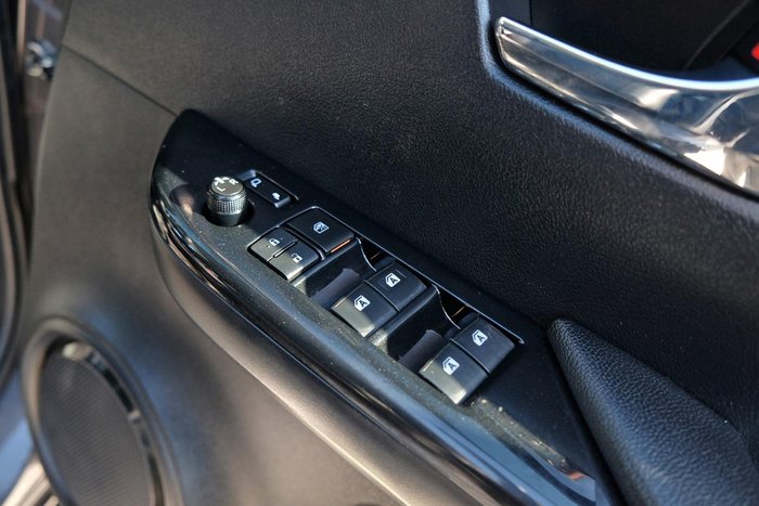 2021 Toyota Hilux SR5