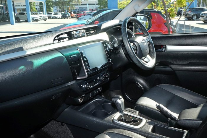 2021 Toyota Hilux SR5