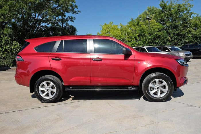 2023 Isuzu MU-X