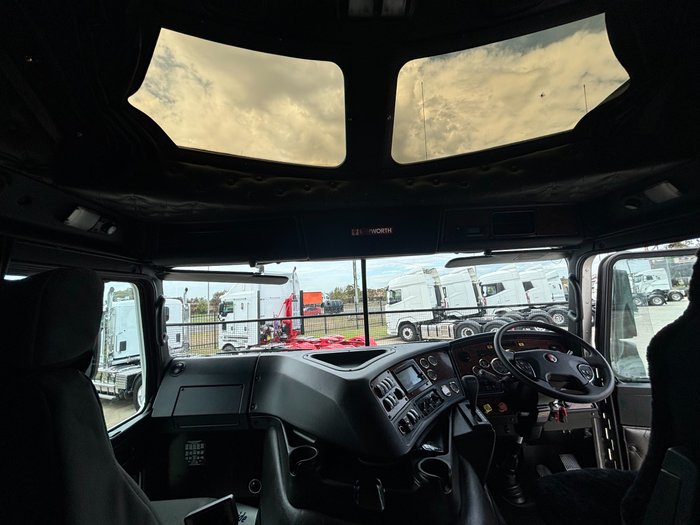 2023 Kenworth K200