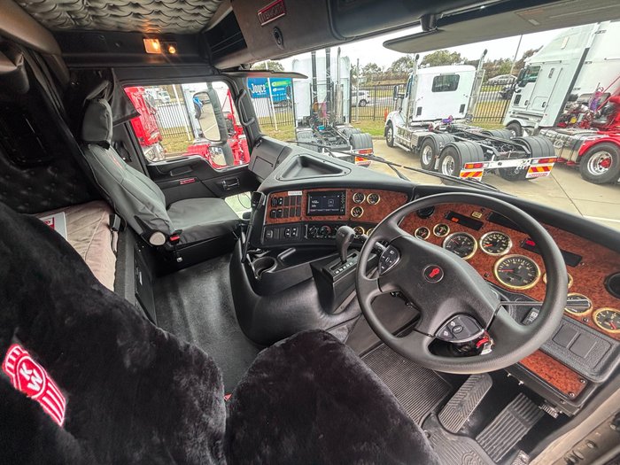 2022 Kenworth K200