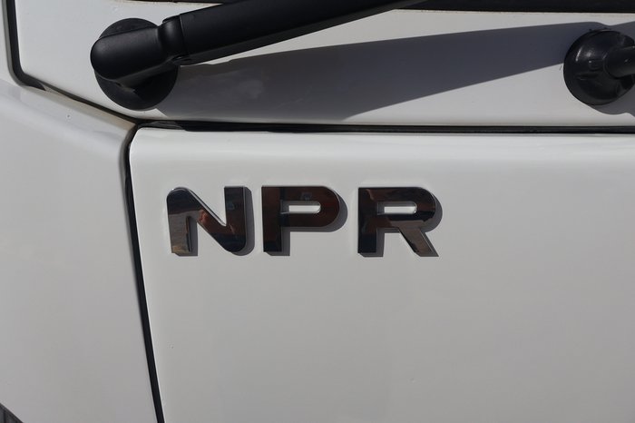 2022 ISUZU NPR 45/155