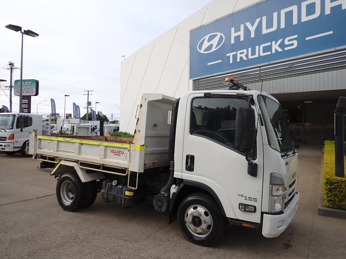 2022 ISUZU NPR 45/155
