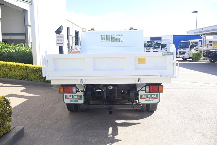 2022 ISUZU NPR 45/155
