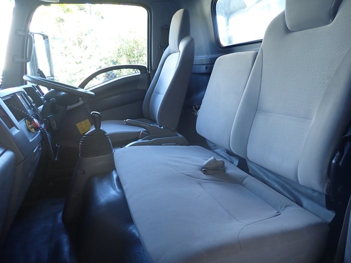 2021 ISUZU NPR 45/155
