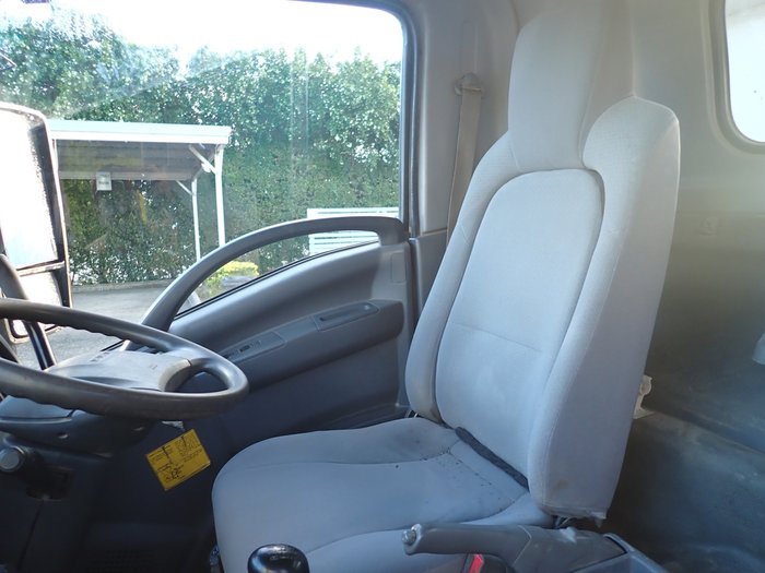 2021 ISUZU NPR 45/155