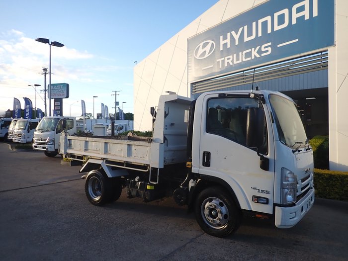 2021 ISUZU NPR 45/155