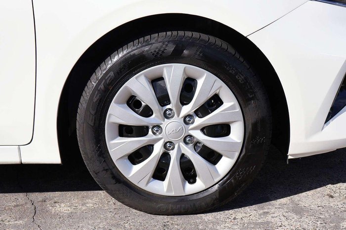 2024 Kia Cerato S