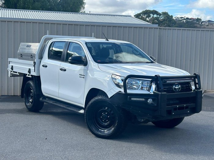 2020 Toyota Hilux SR