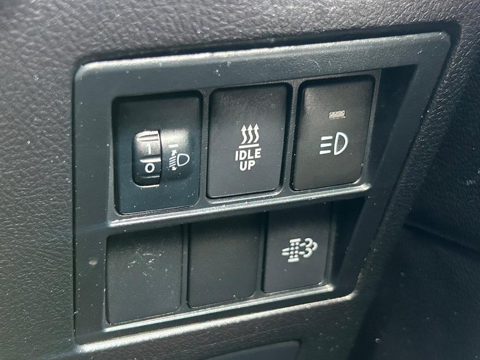 2020 Toyota Hilux SR