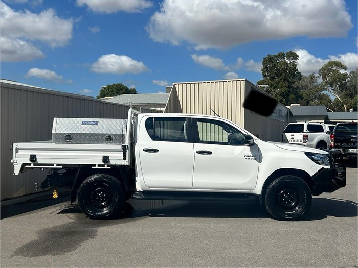2020 Toyota Hilux SR