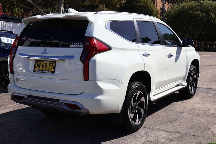 2024 Mitsubishi Pajero Sport GLS