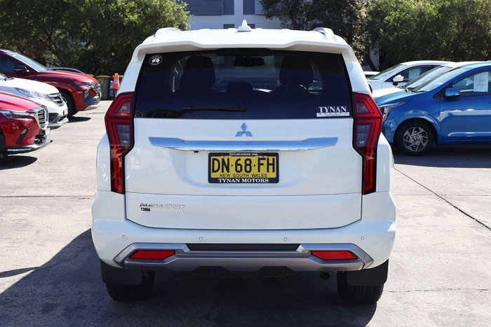 2024 Mitsubishi Pajero Sport GLS