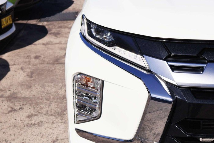 2024 Mitsubishi Pajero Sport GLS