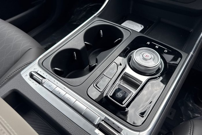 2026 Kia Carnival GT-Line HEV