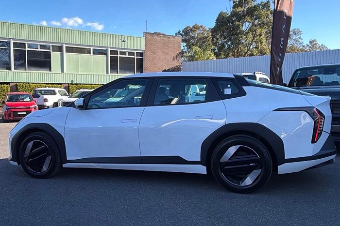 2025 Kia EV4 Air Standard Range