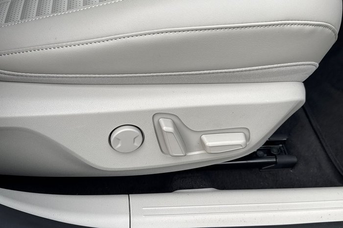 2025 Kia EV4 Earth Long Range