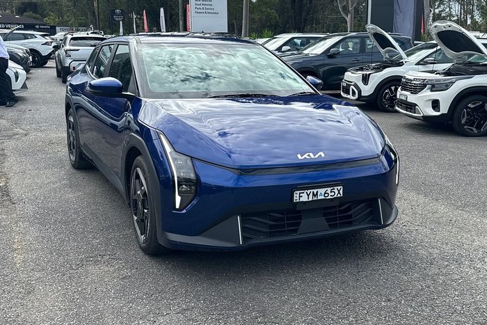 2025 Kia EV4 Earth Long Range