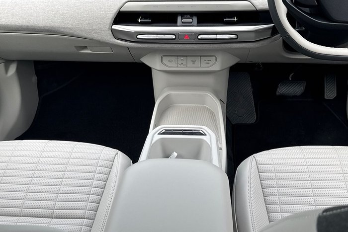 2025 Kia EV4 Earth Long Range