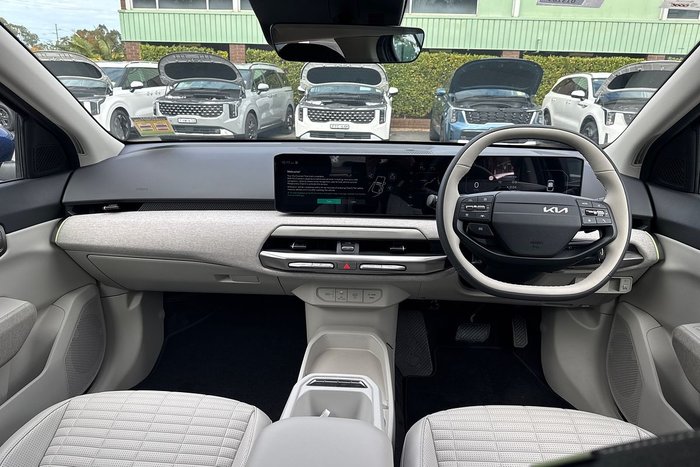 2025 Kia EV4 Earth Long Range