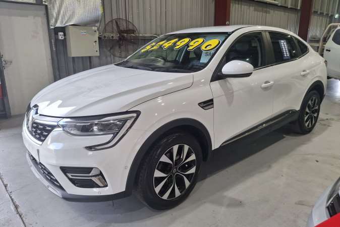 2023 RENAULT ARKANA ZEN