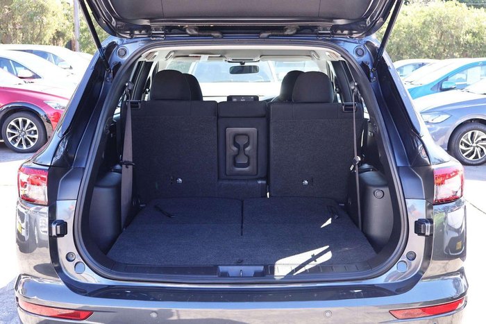 2024 Mitsubishi Outlander ES