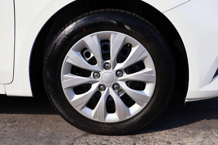 2024 Kia Cerato S