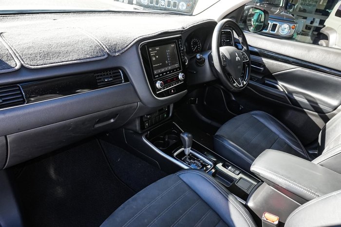 2019 Mitsubishi Outlander LS