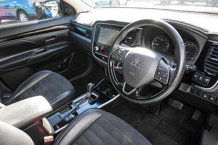 2019 Mitsubishi Outlander LS