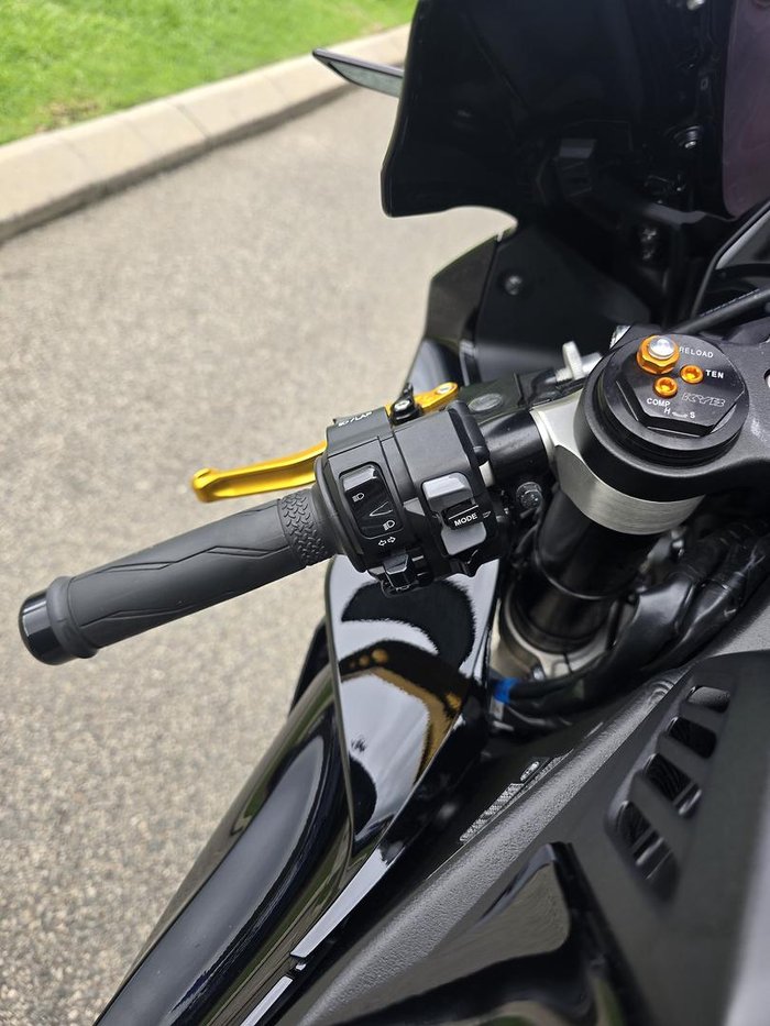 2023 Yamaha YZF-R1 R1 Black