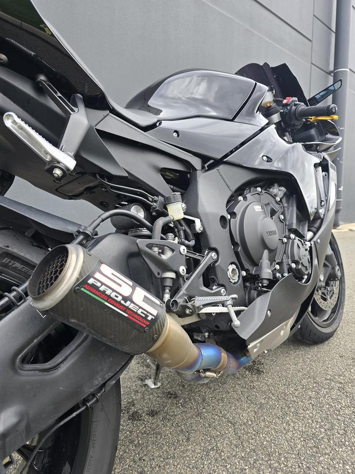 2023 Yamaha YZF-R1 R1 Black