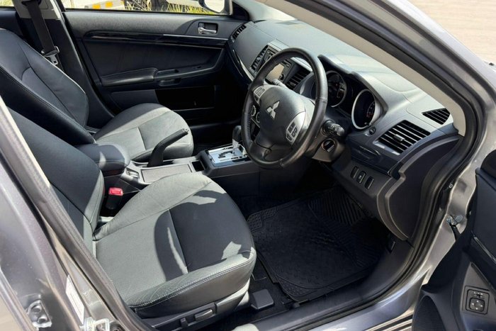 2015 Mitsubishi Lancer LS