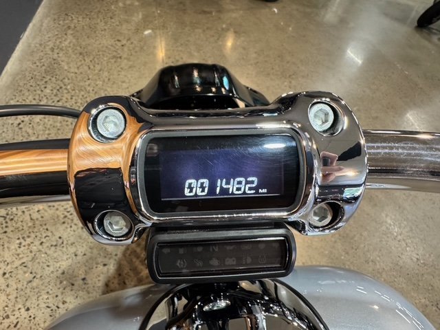 2023 HARLEY-DAVIDSON FXBR BREAKOUT (117)
