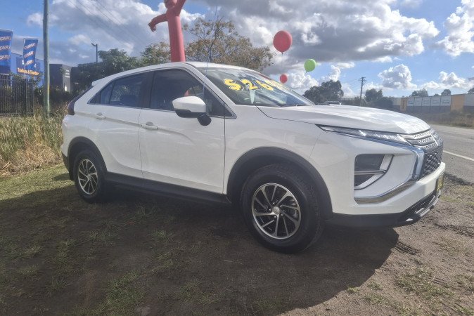 2023 RENAULT ARKANA ZEN