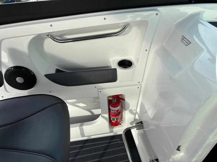 2026 Cruise Craft Explorer 635 Hardtop