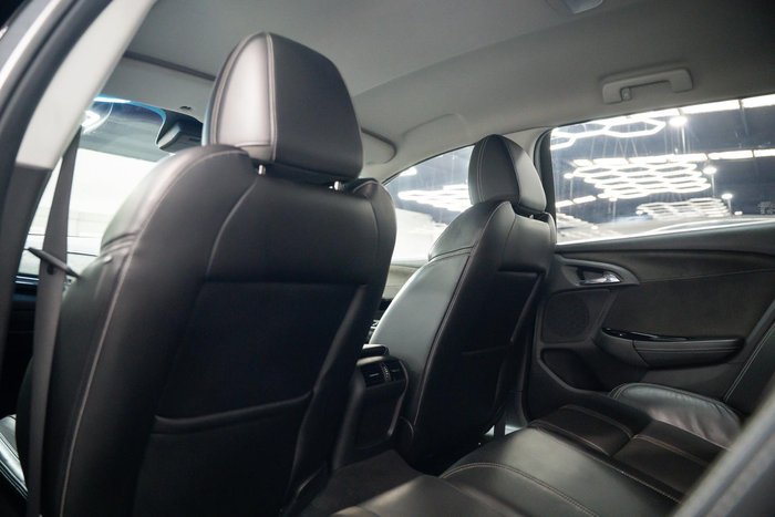 2017 Holden Commodore SS V Redline