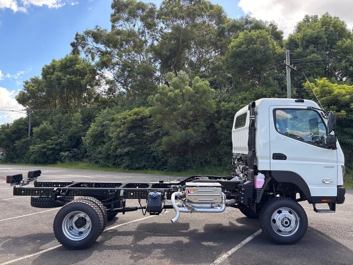 2026 Fuso Canter 4x4 White