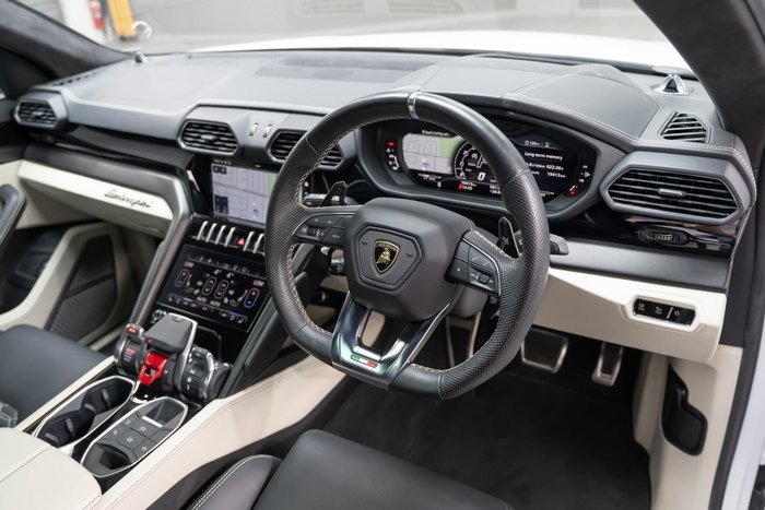 2022 Lamborghini Urus