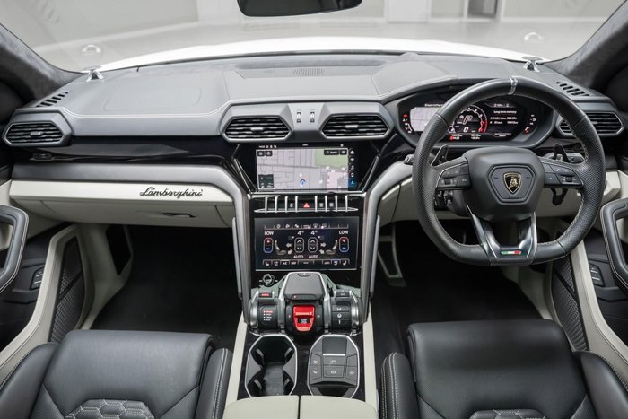 2022 Lamborghini Urus