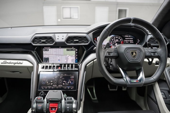 2022 Lamborghini Urus