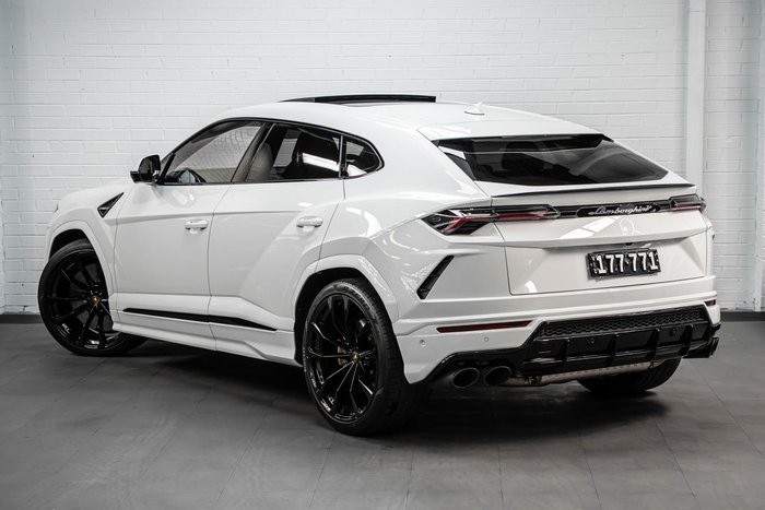 2022 Lamborghini Urus