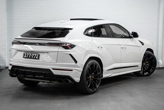 2022 Lamborghini Urus