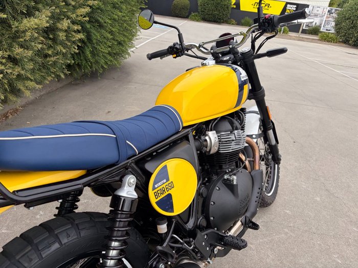 2026 Royal Enfield BEAR 650 Yellow