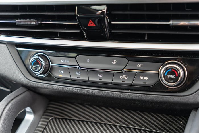 2023 LDV D90 Executive