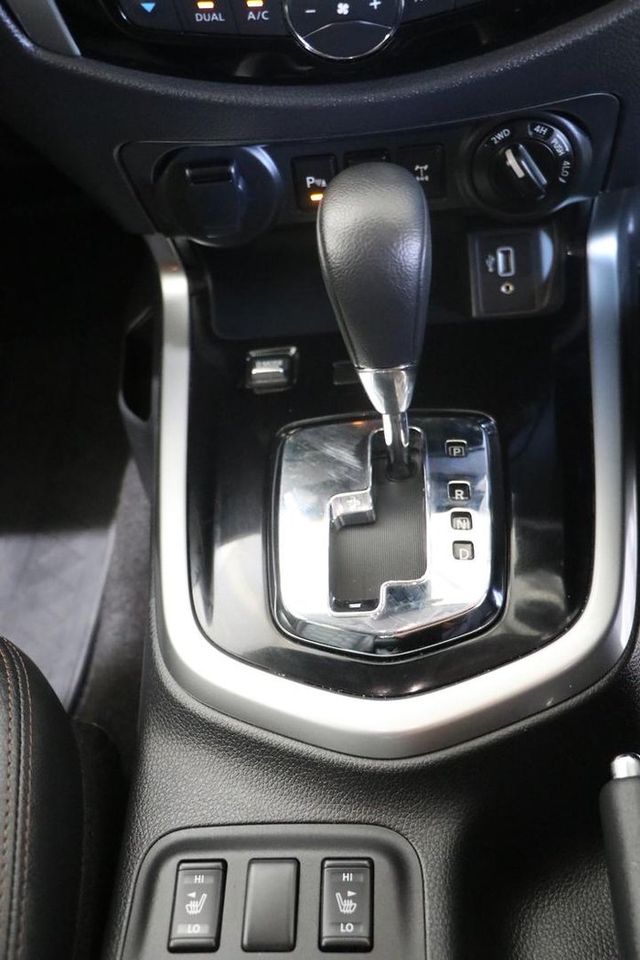 2023 Nissan Navara ST-X