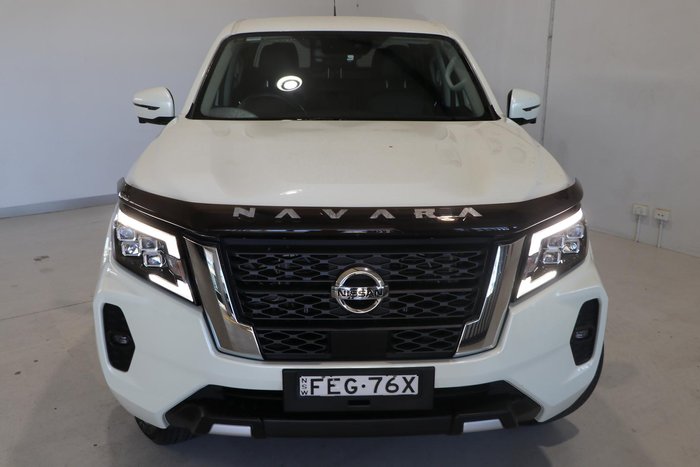 2023 Nissan Navara ST-X