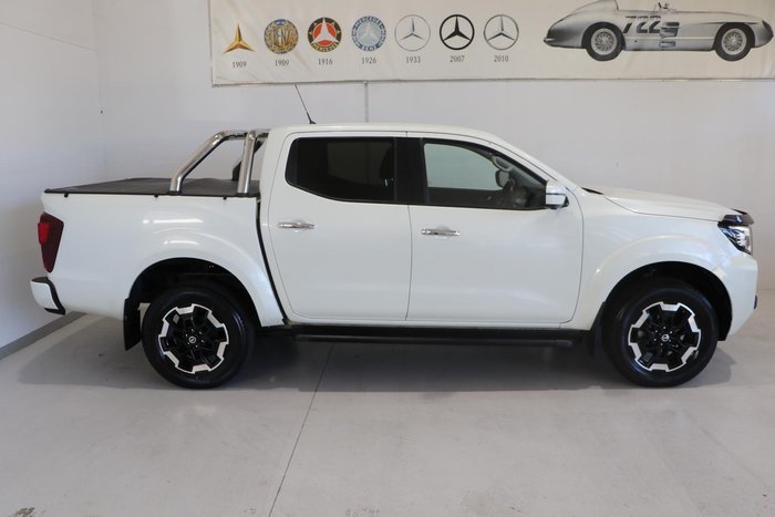 2023 Nissan Navara ST-X