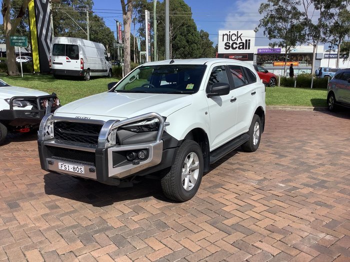 2025 Isuzu MU-X LS-M